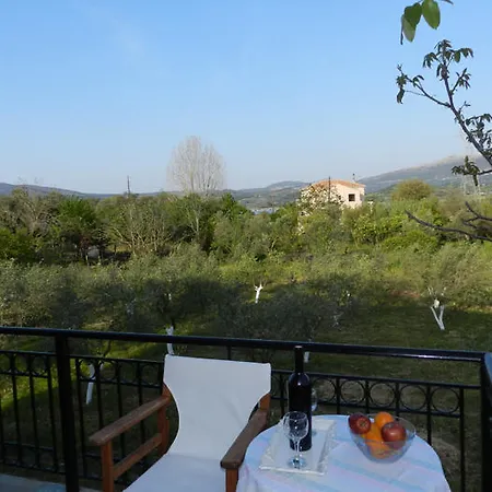 Spasmeni Vrisi Lygia  Camera foto
